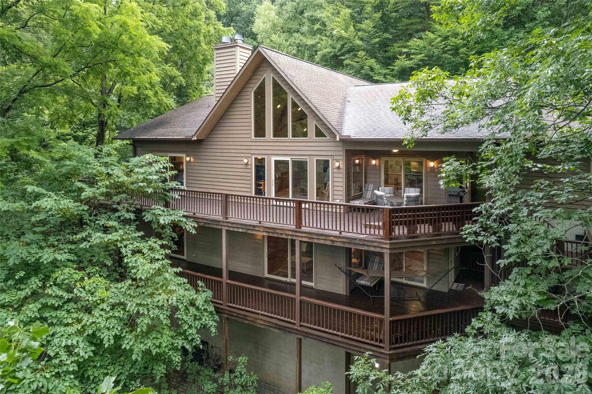 300 Sweet Birch Lane Tuckasegee NC 28783