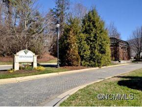 5 Tiverton Lane Asheville NC 28803