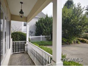 5 Tiverton Lane Asheville NC 28803