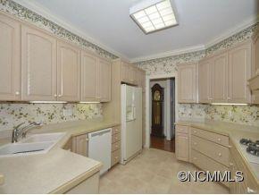 5 Tiverton Lane Asheville NC 28803