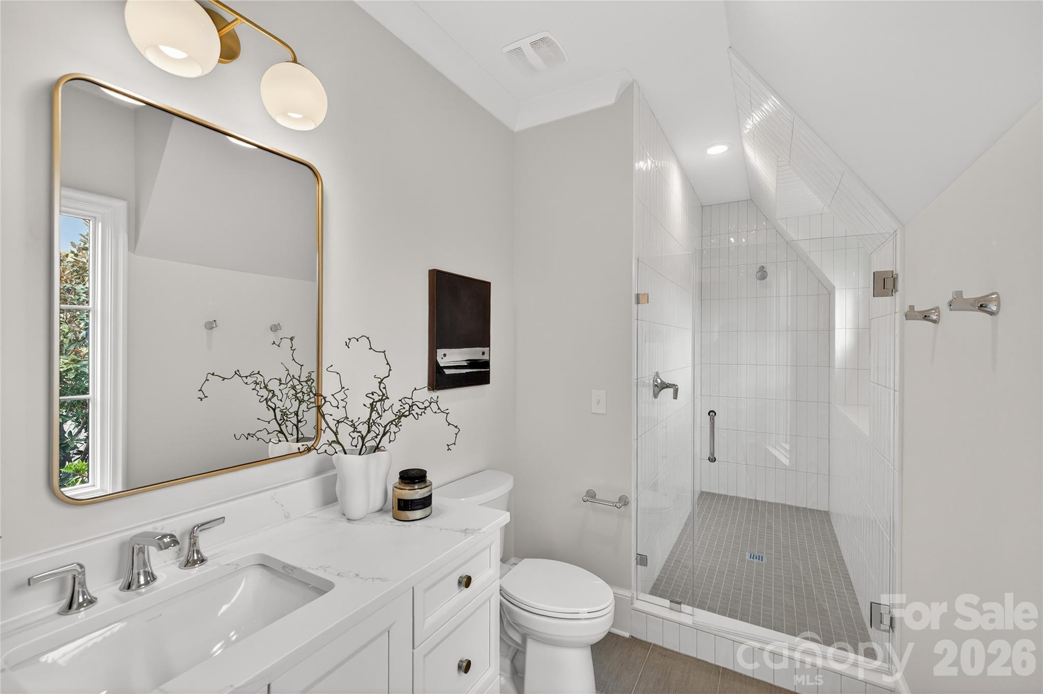 914 Edinburgh Lane Charlotte NC 28209
