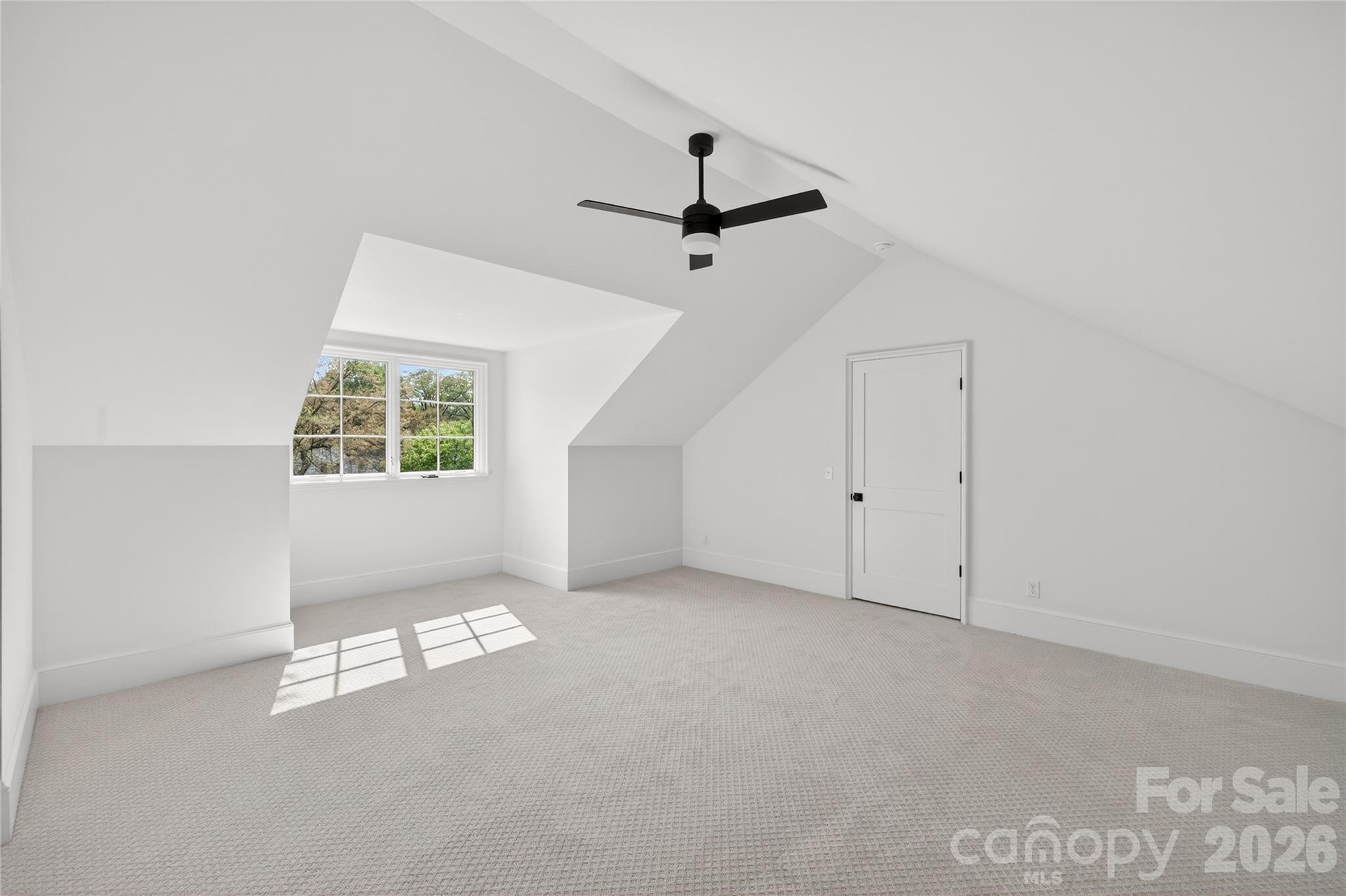 914 Edinburgh Lane Charlotte NC 28209