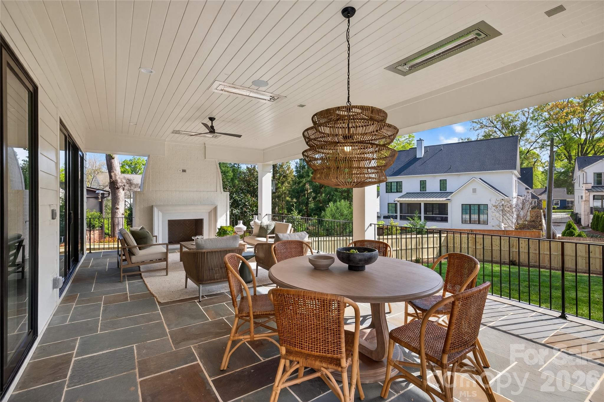 914 Edinburgh Lane Charlotte NC 28209