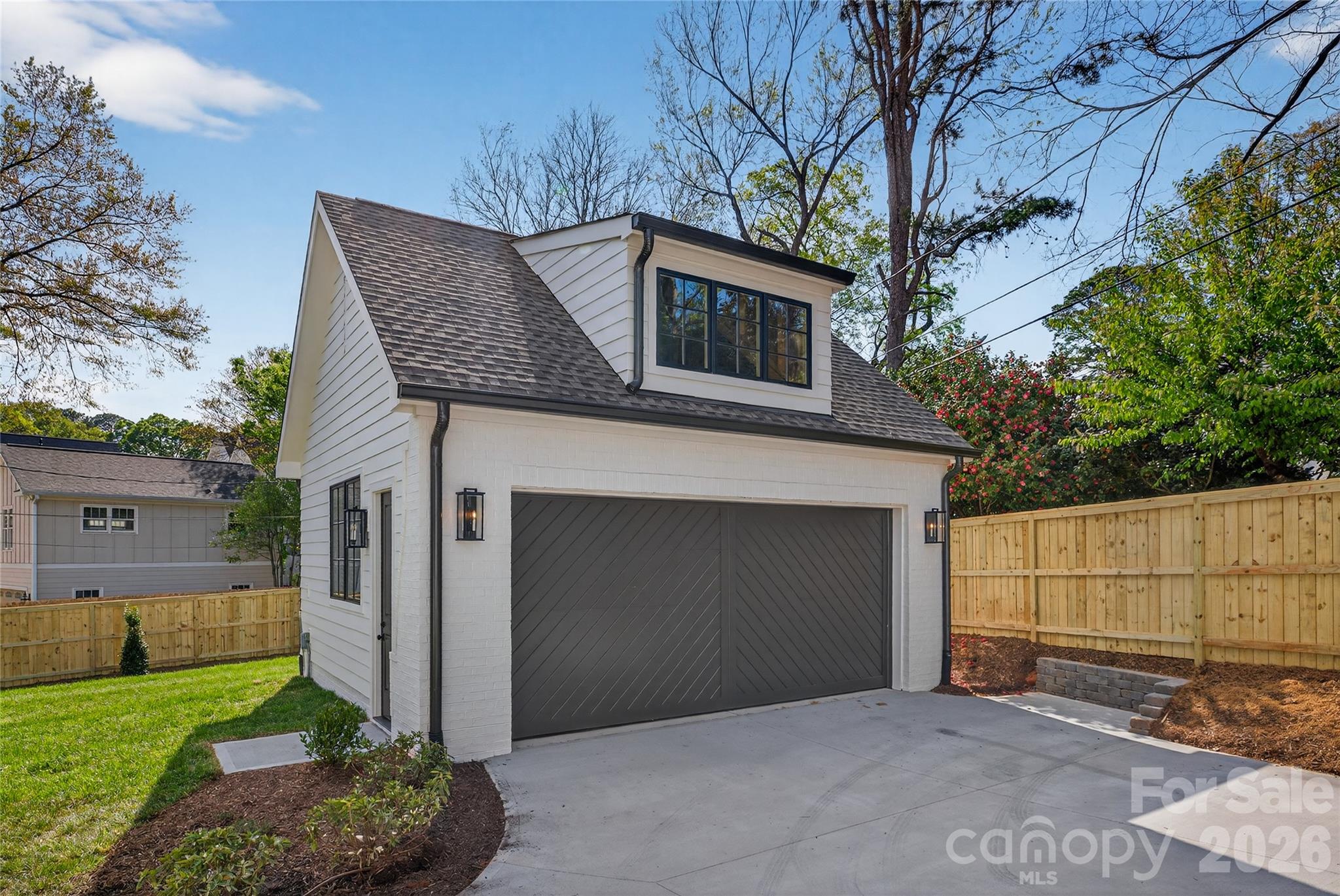 914 Edinburgh Lane Charlotte NC 28209