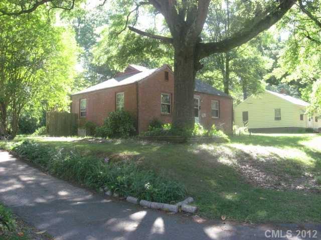 933 Lunsford Place Charlotte NC 28205