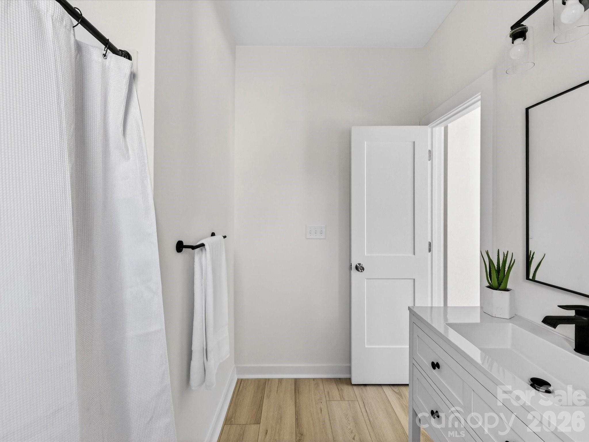 651 Stillgreen Lane Charlotte NC 28214