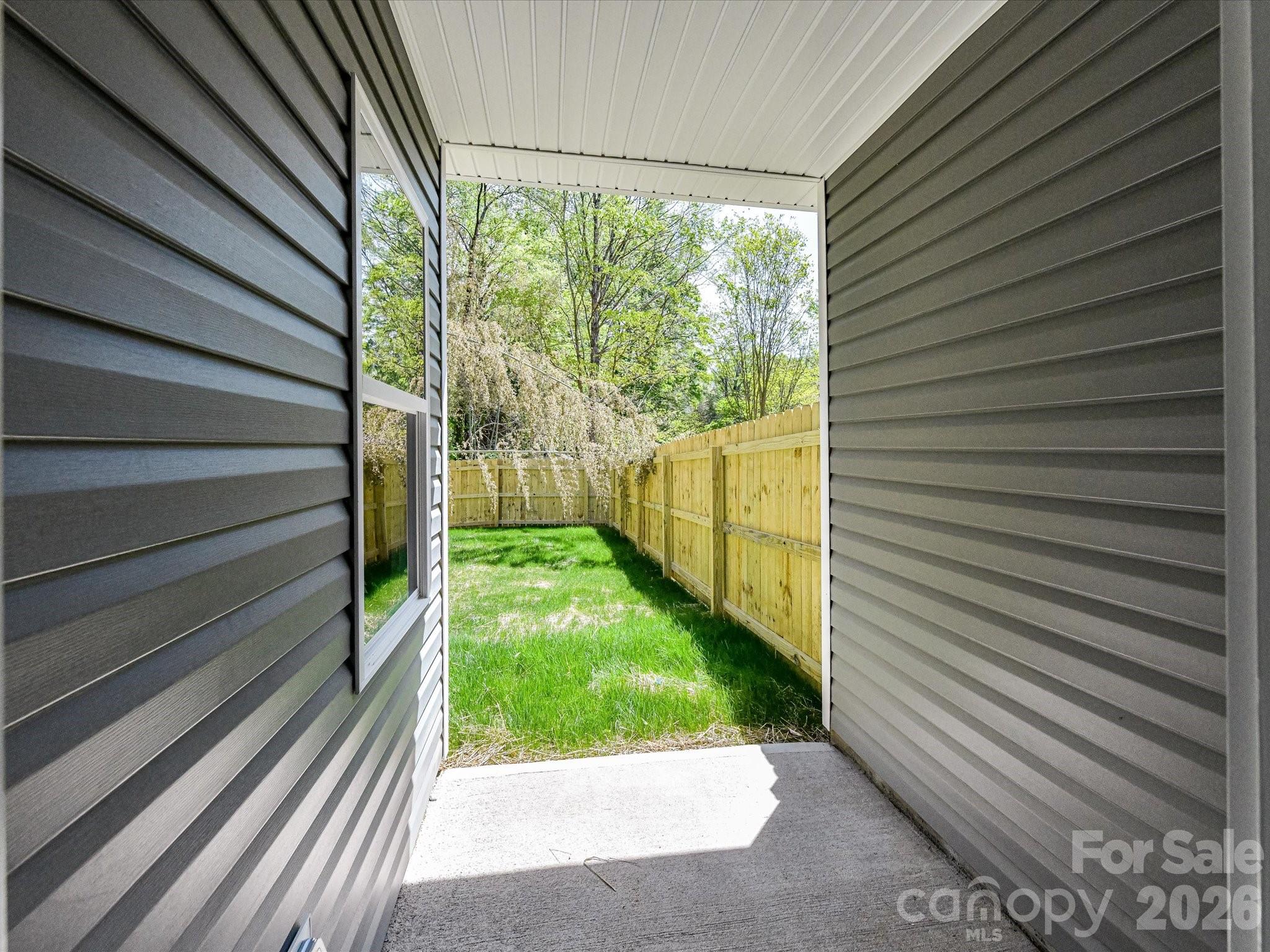 651 Stillgreen Lane Charlotte NC 28214