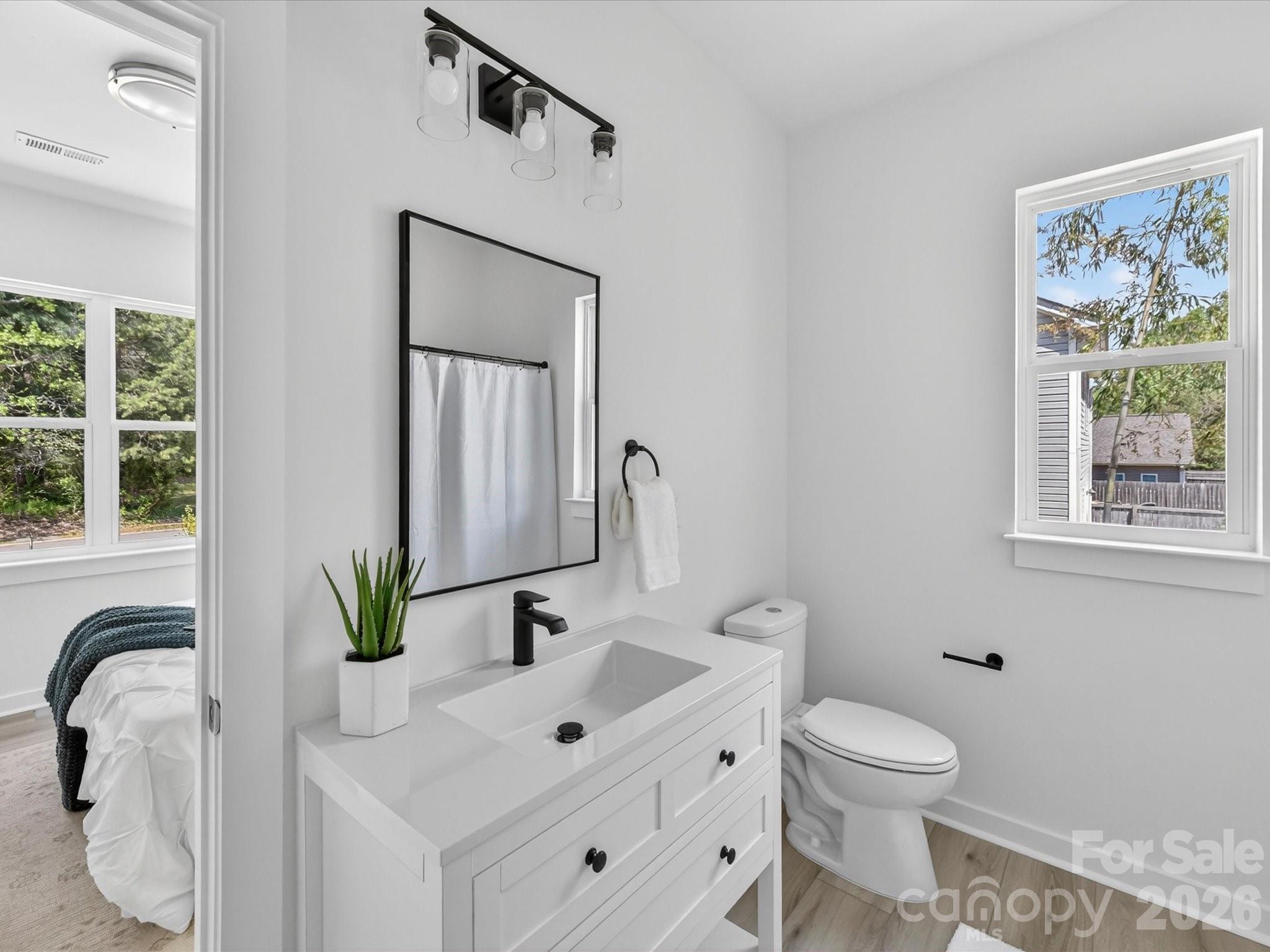 651 Stillgreen Lane Charlotte NC 28214