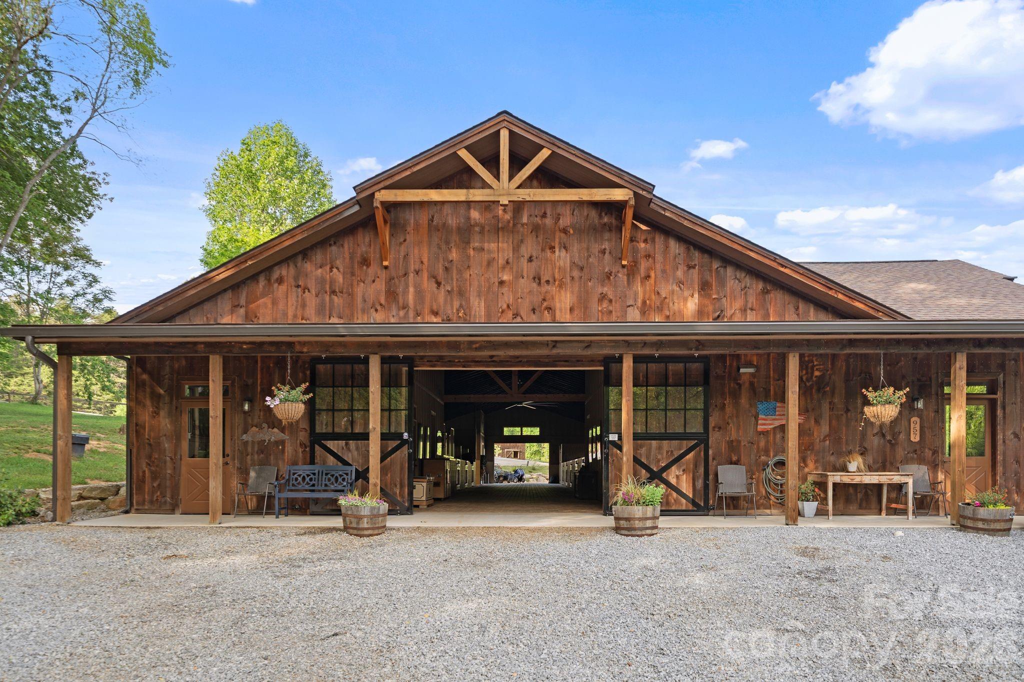 959 & 957 Dave Whitaker Road Horse Shoe NC 28742