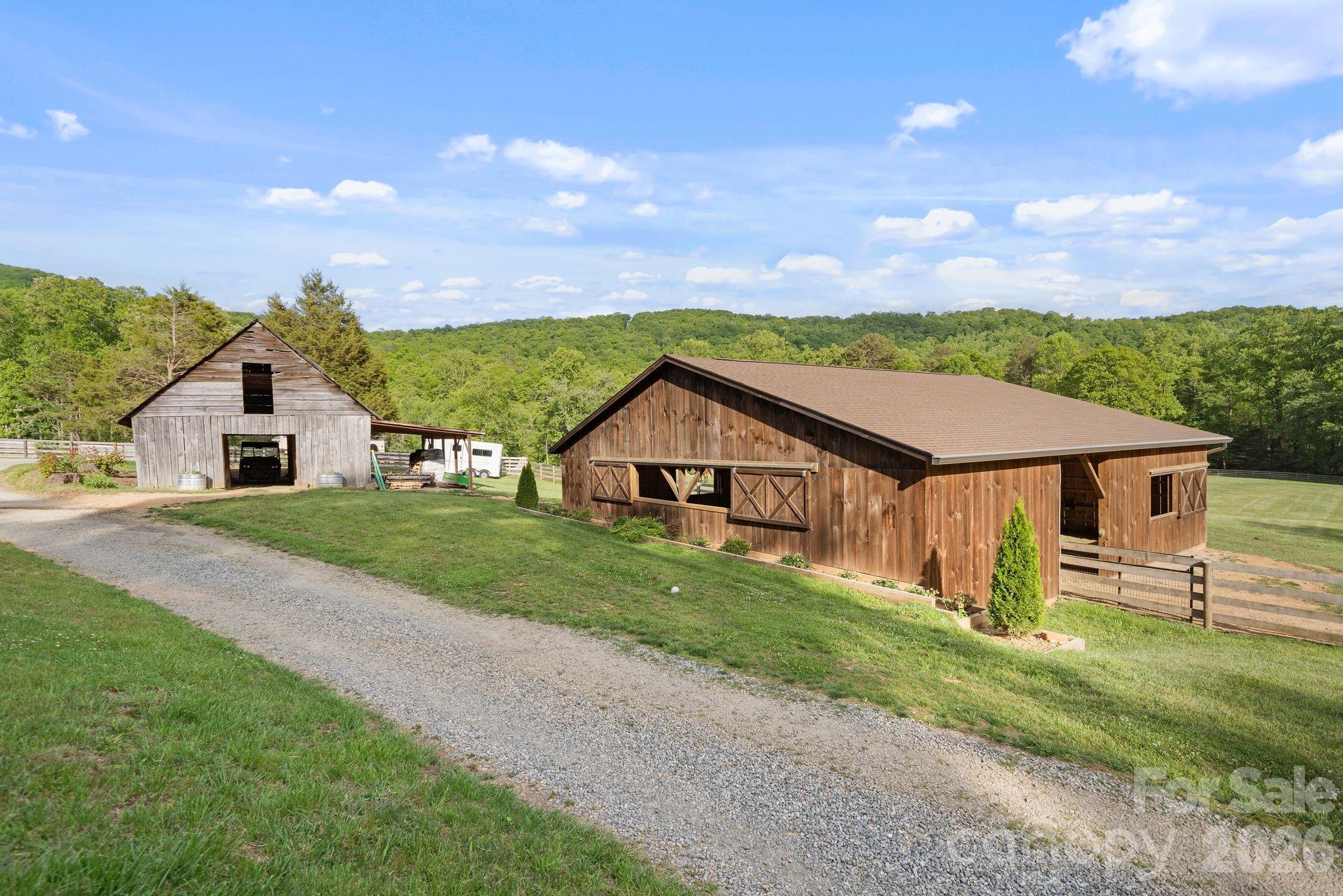 959 & 957 Dave Whitaker Road Horse Shoe NC 28742