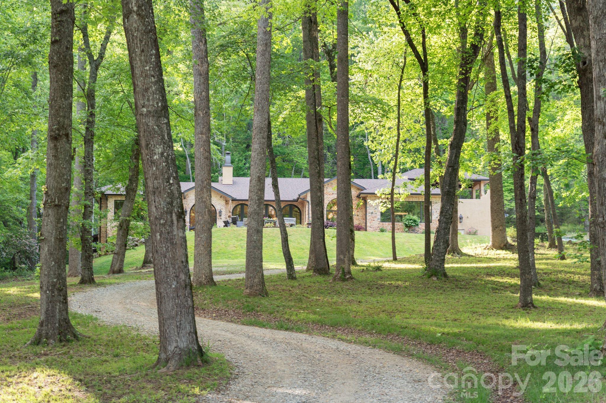 959 & 957 Dave Whitaker Road Horse Shoe NC 28742