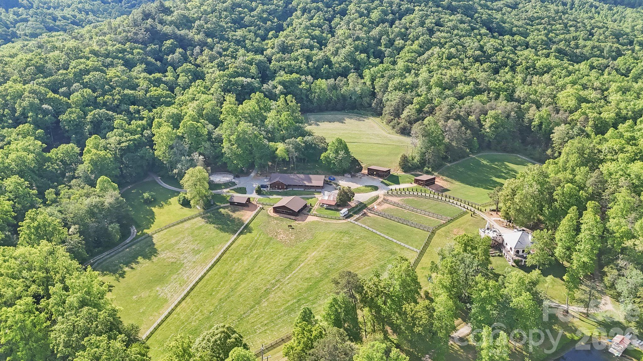 959 & 957 Dave Whitaker Road Horse Shoe NC 28742
