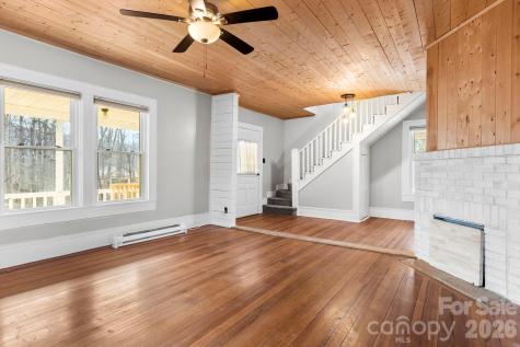 42 Old Patton Hill Road Swannanoa NC 28778