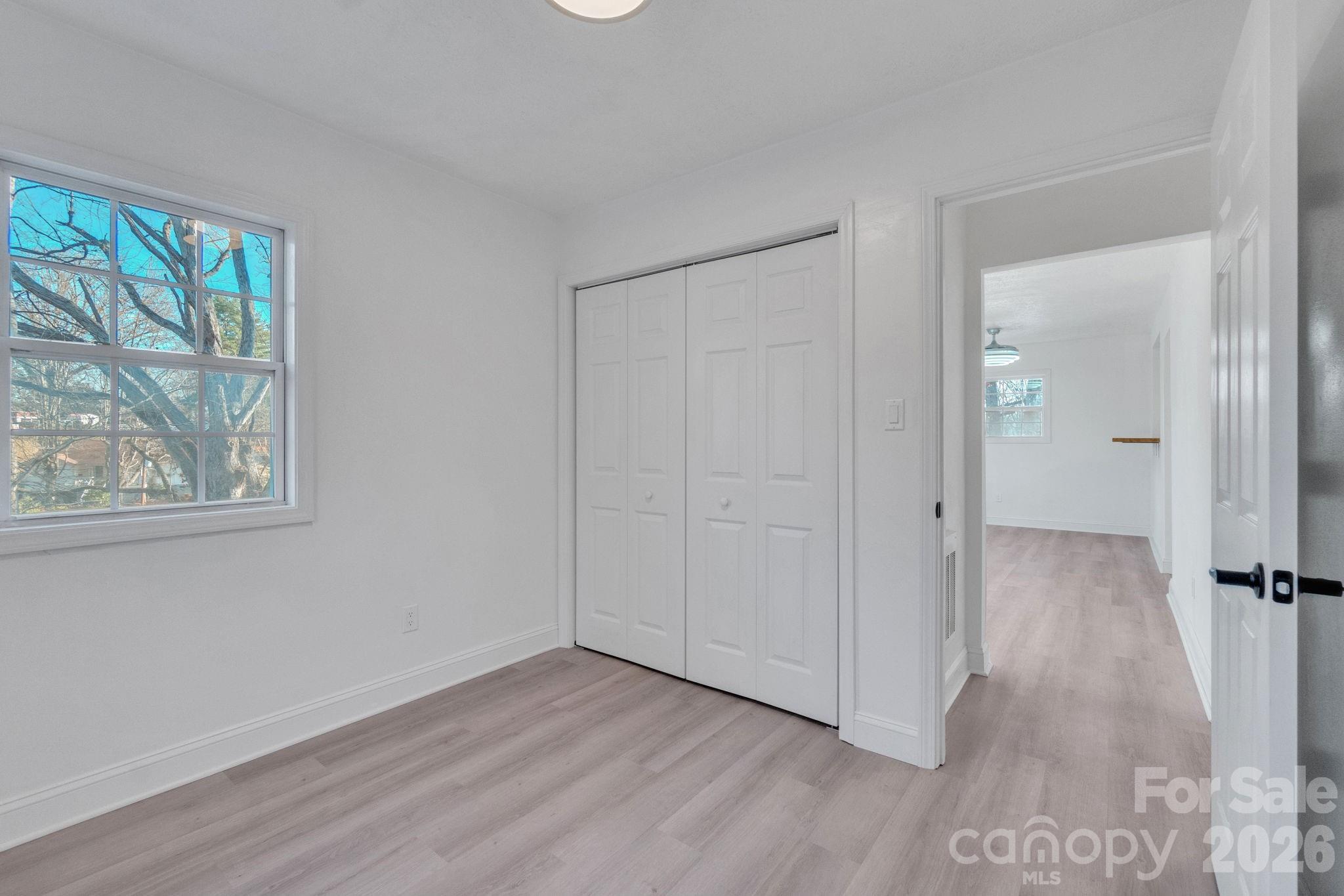 49 E Livingston Street Tryon NC 28782