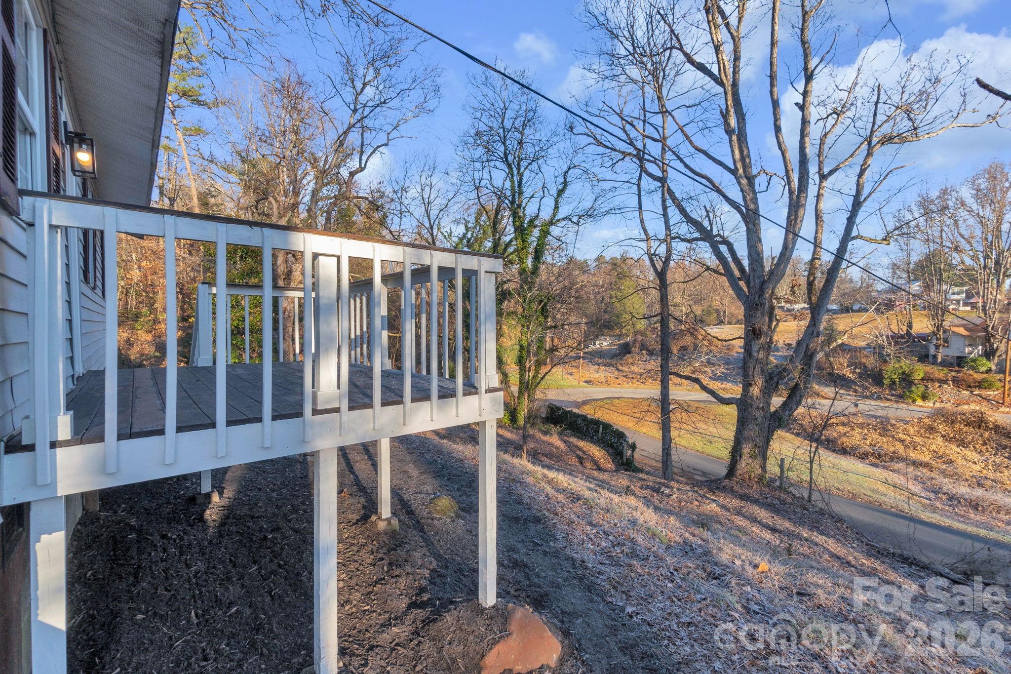 49 E Livingston Street Tryon NC 28782