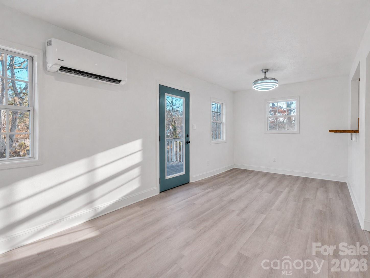 49 E Livingston Street Tryon NC 28782