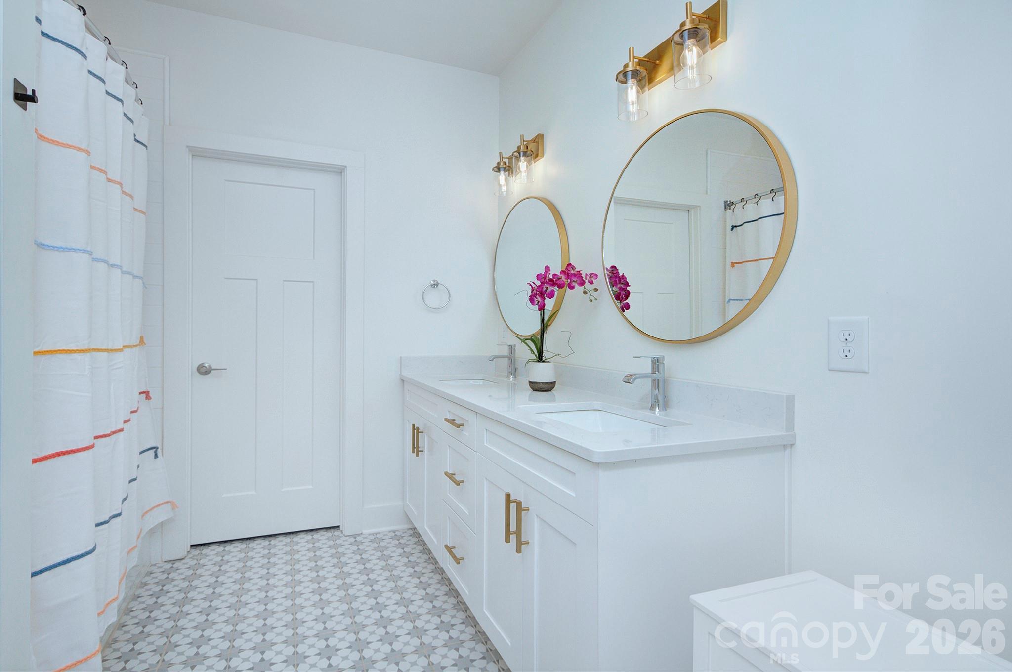 526 Seldon Drive Charlotte NC 28216