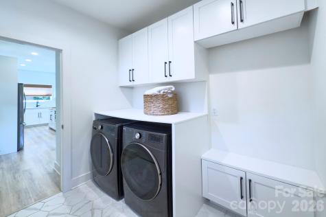 526 Seldon Drive Charlotte NC 28216