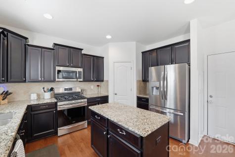 2870 Shale Drive Davidson NC 28036