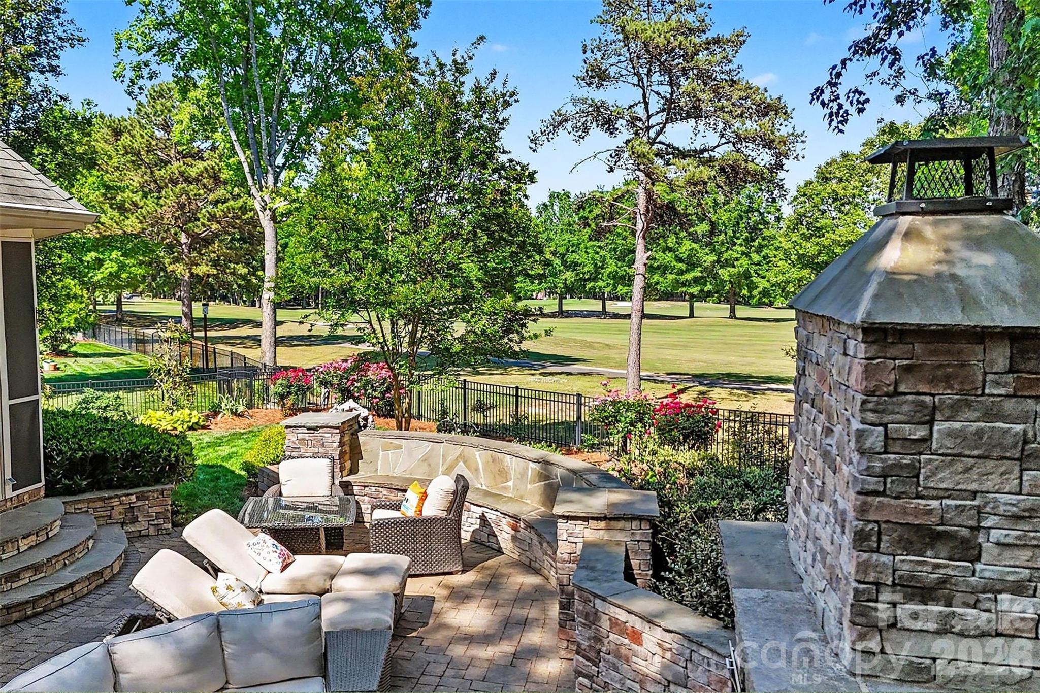 7142 Three Wood Drive Matthews NC 28104