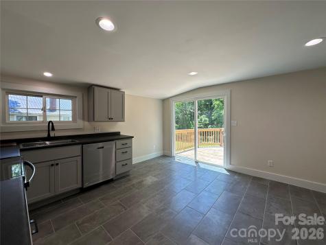 123 State Street Asheville NC 28806