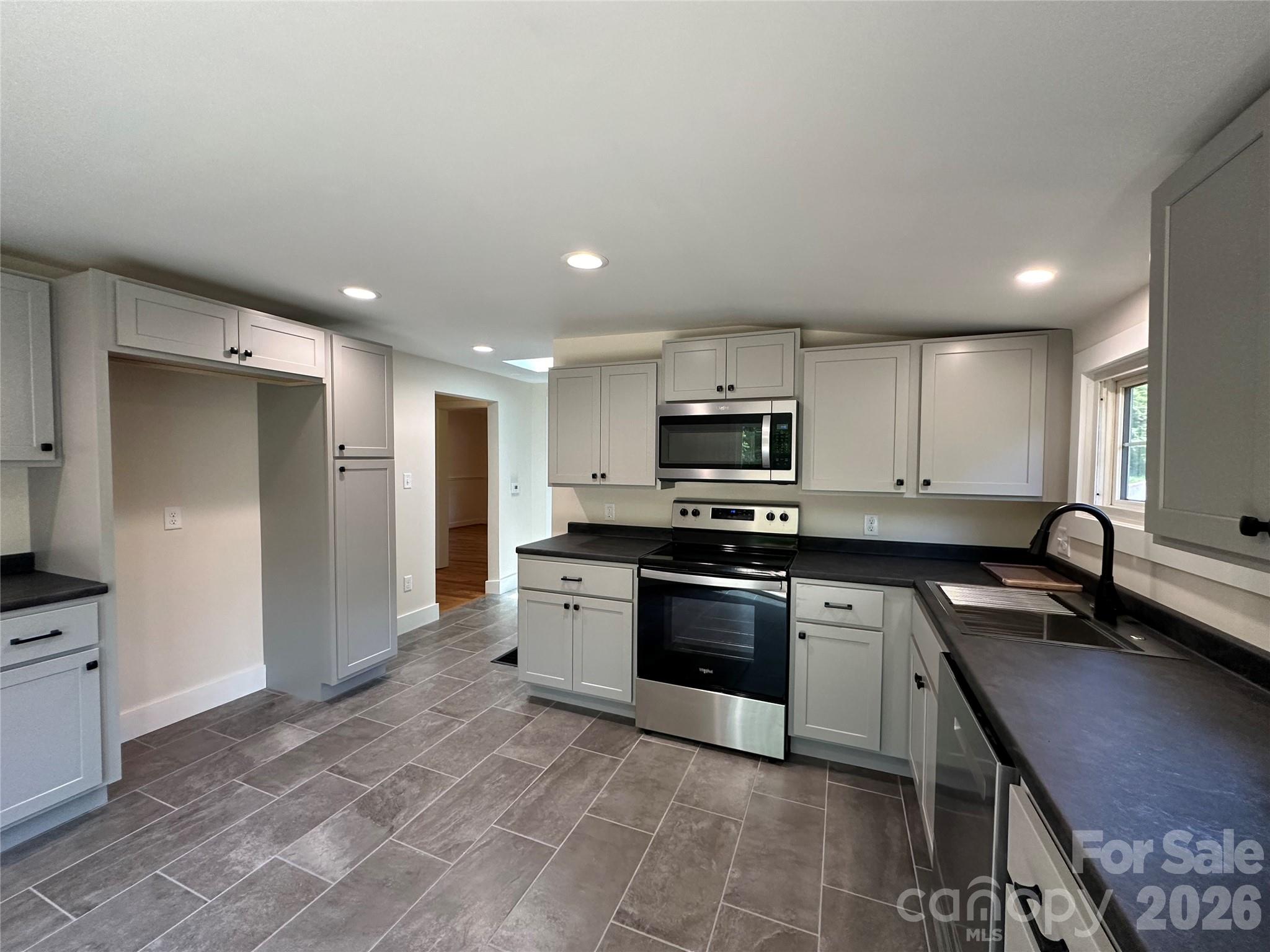 123 State Street Asheville NC 28806