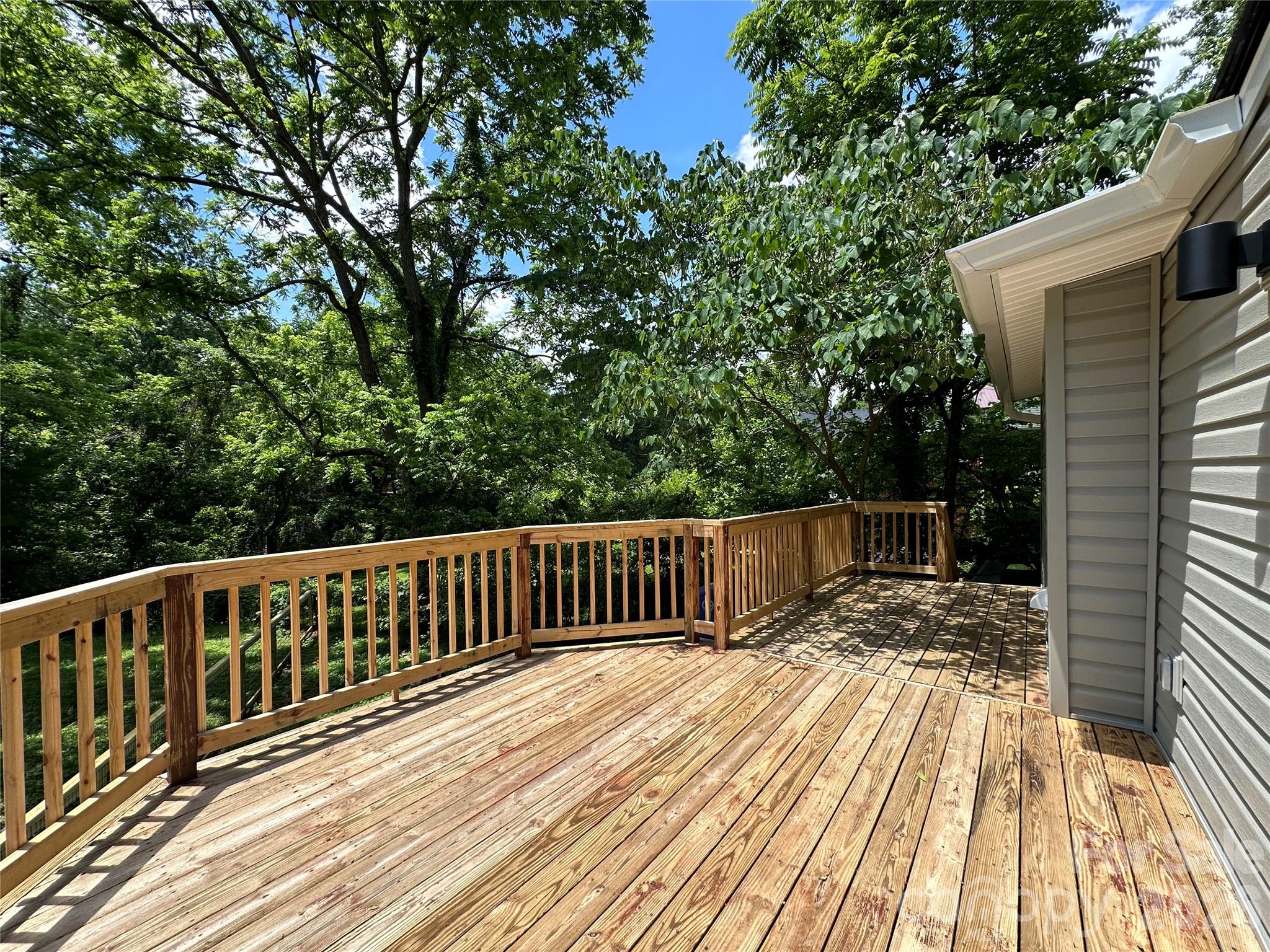 123 State Street Asheville NC 28806