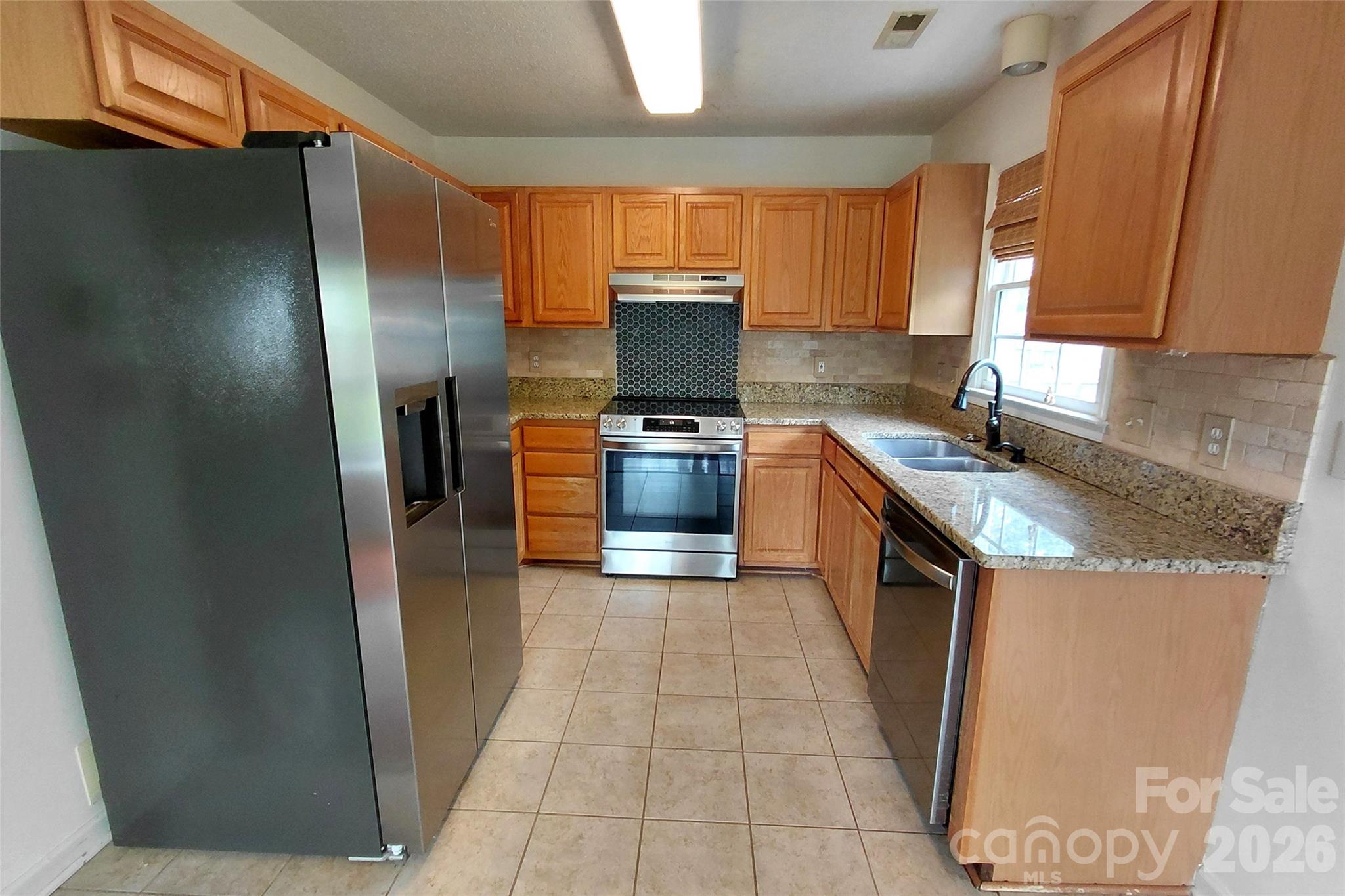 1016 Thorncrest Drive Fletcher NC 28732