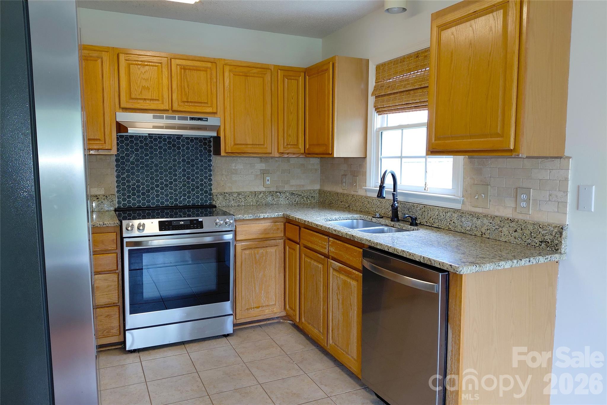 1016 Thorncrest Drive Fletcher NC 28732