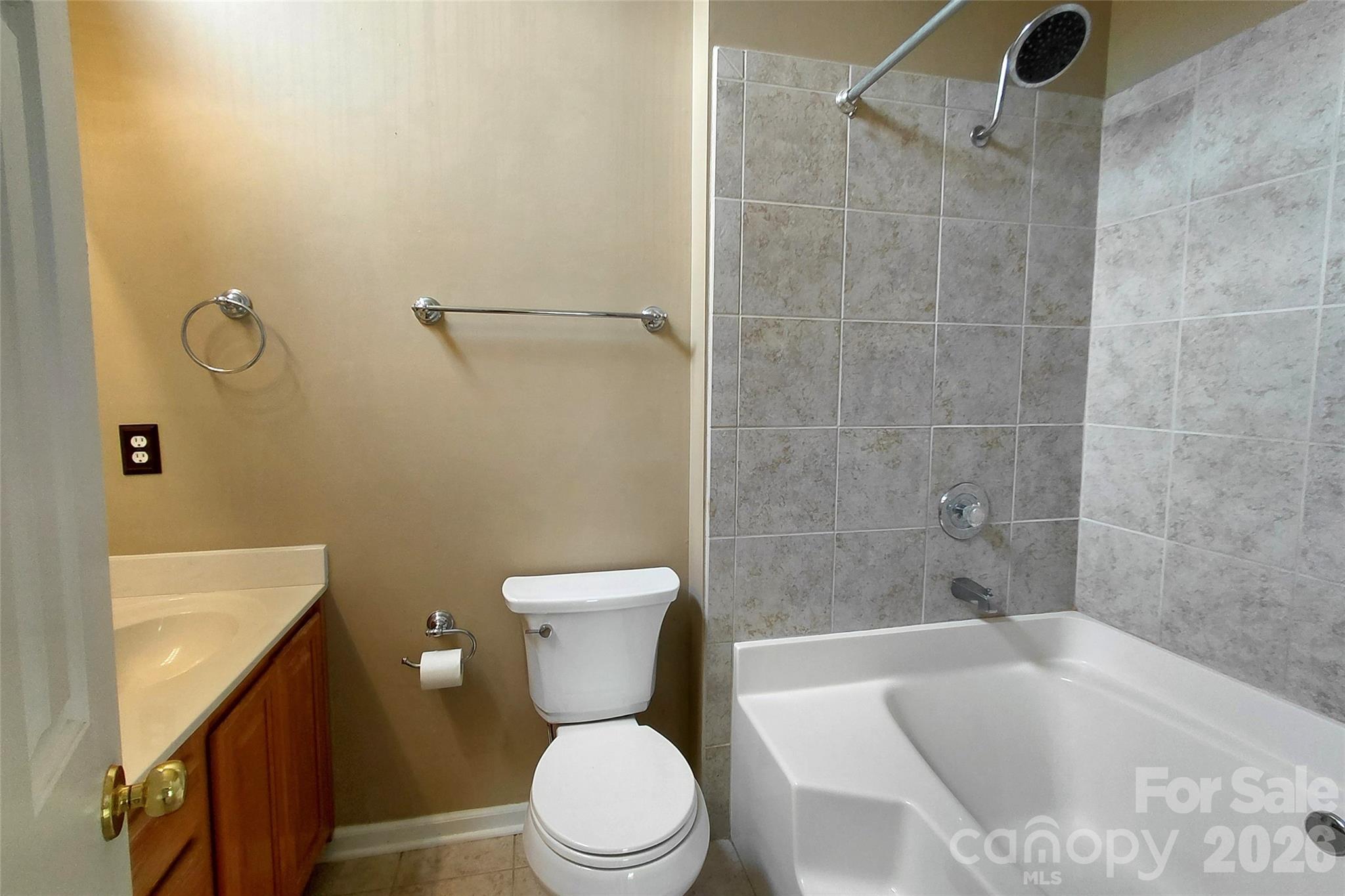 1016 Thorncrest Drive Fletcher NC 28732