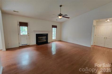 1016 Thorncrest Drive Fletcher NC 28732