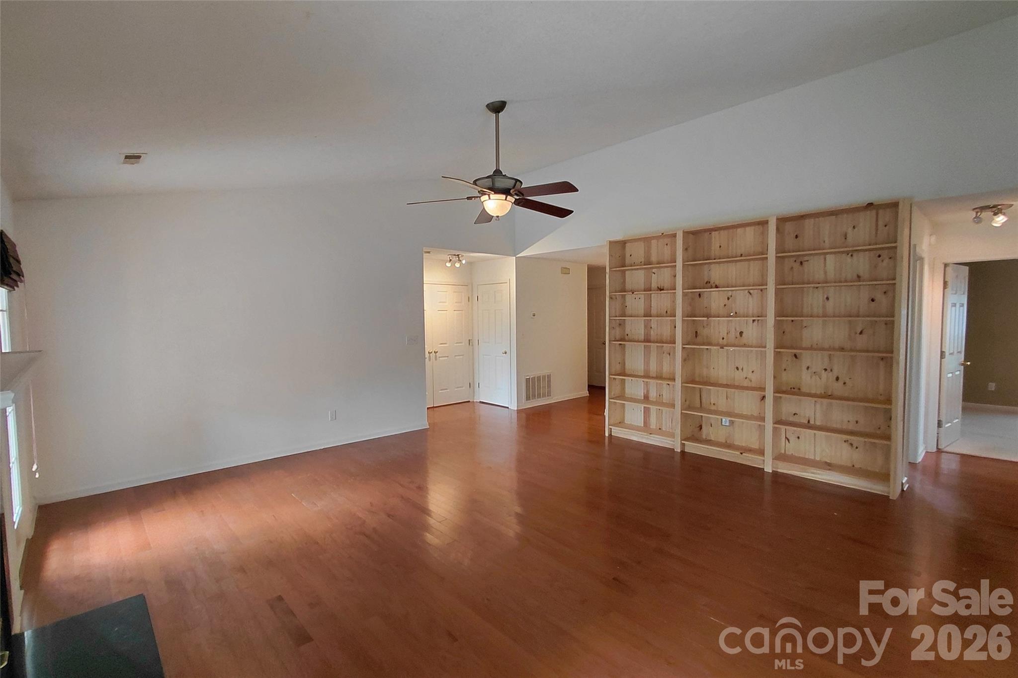 1016 Thorncrest Drive Fletcher NC 28732