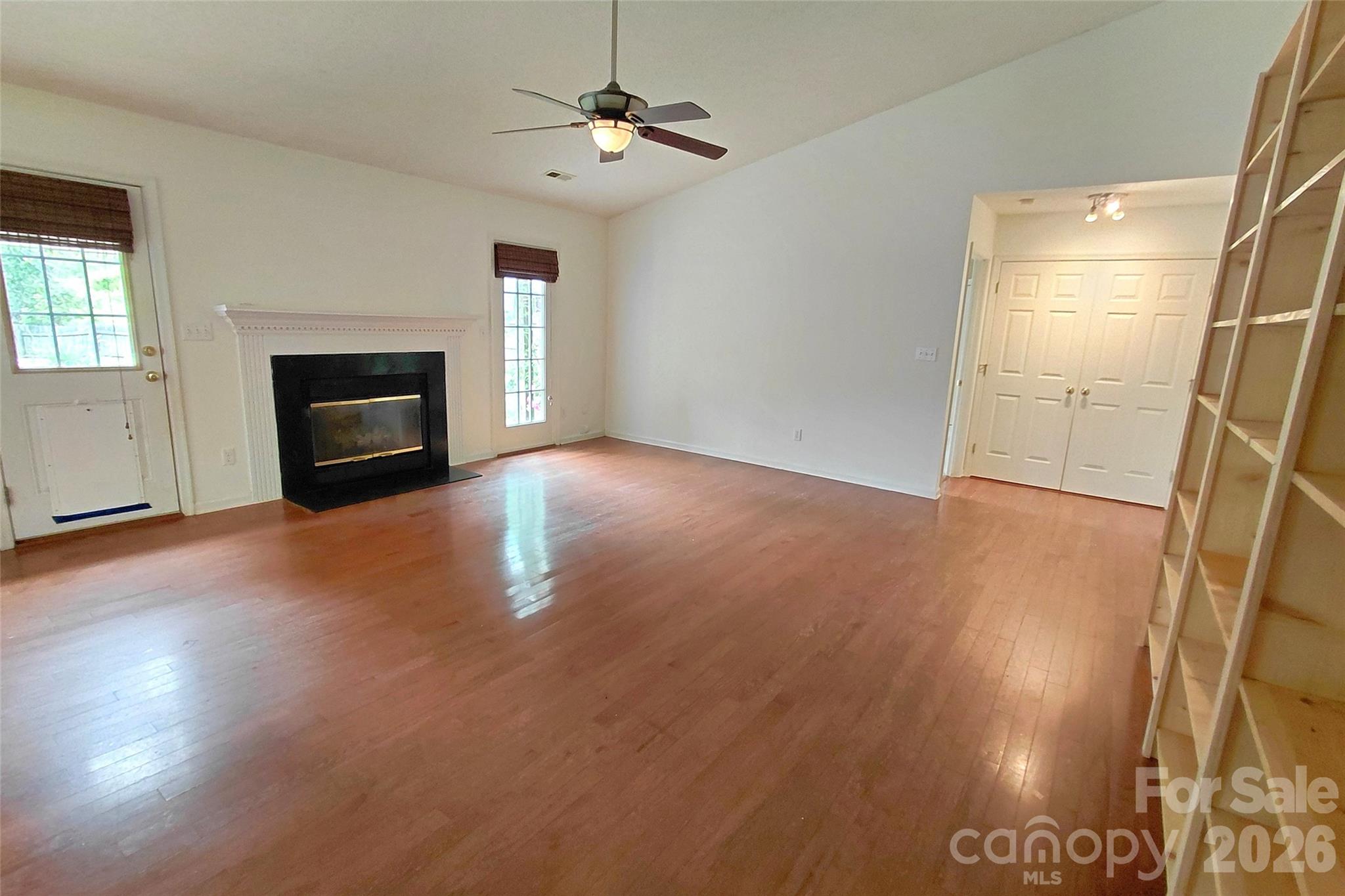 1016 Thorncrest Drive Fletcher NC 28732