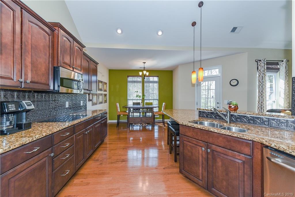 10133 Loch Lomond Drive Charlotte NC 28278