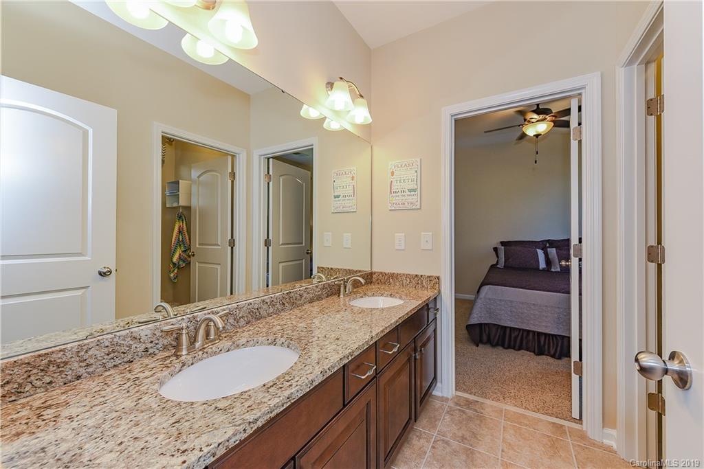 10133 Loch Lomond Drive Charlotte NC 28278