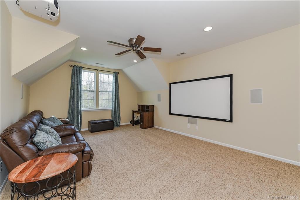 10133 Loch Lomond Drive Charlotte NC 28278