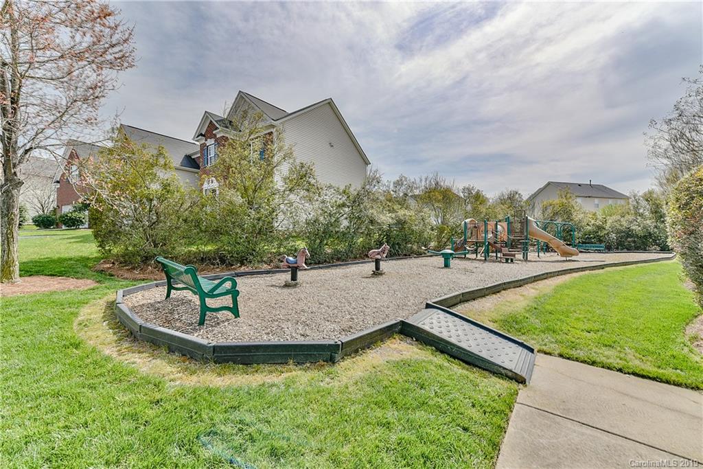 10133 Loch Lomond Drive Charlotte NC 28278