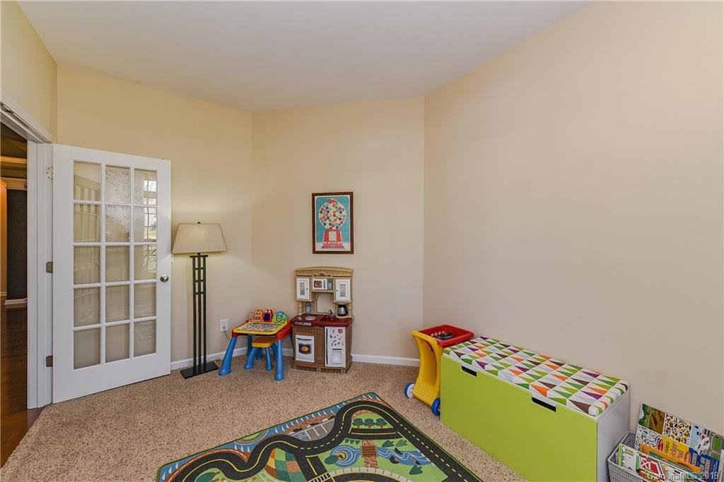 10133 Loch Lomond Drive Charlotte NC 28278