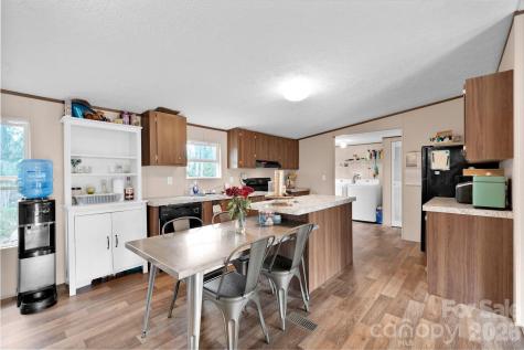 812 Dallas Spencer Mountain Road Dallas NC 28034