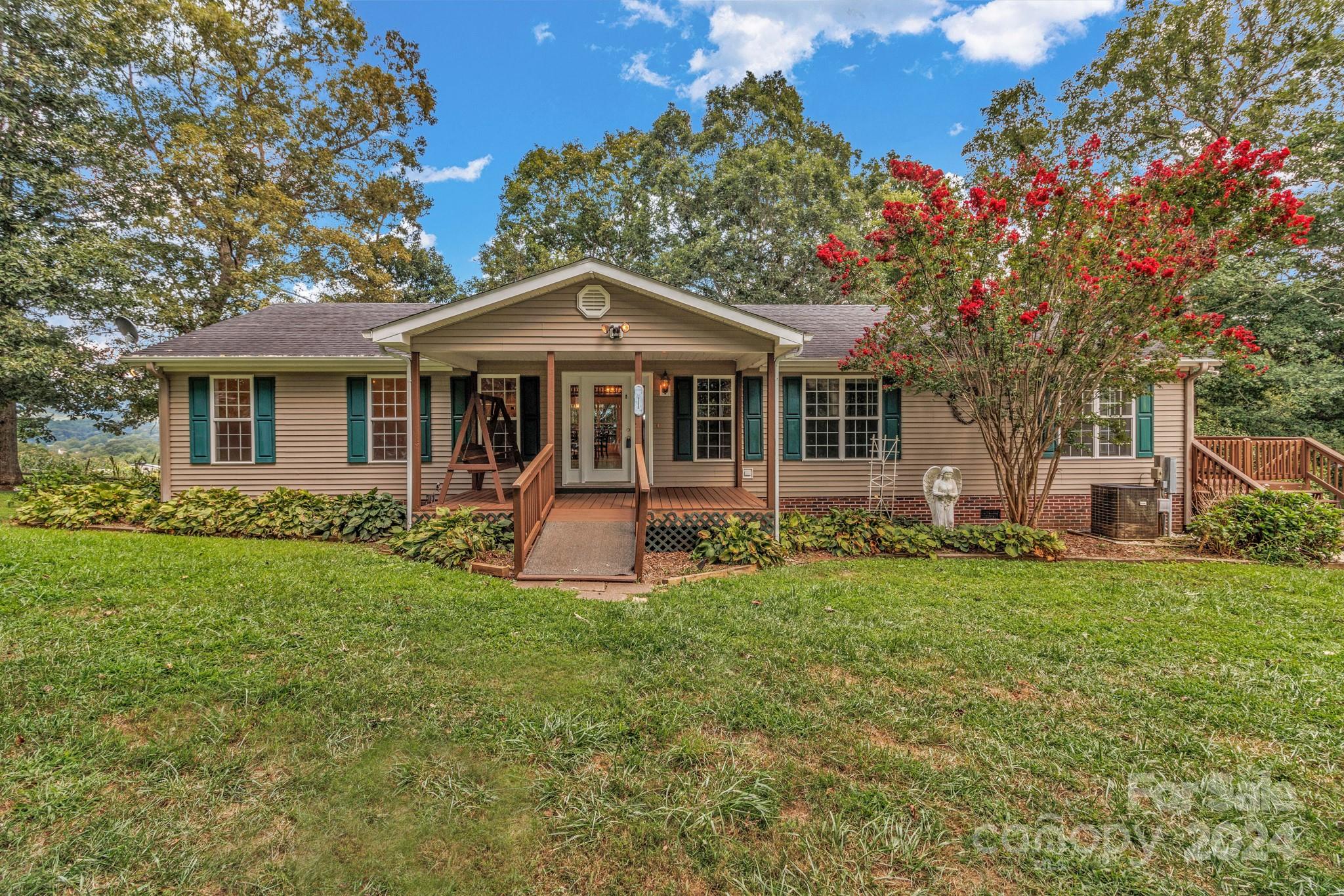 16 Baldwin Farms Road Fletcher NC 28732