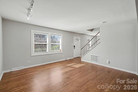 6626 Glenmoor Drive Charlotte NC 28214