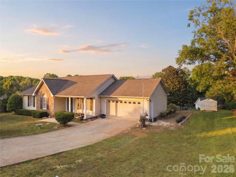 3842 Serenity Drive Hickory NC 28602