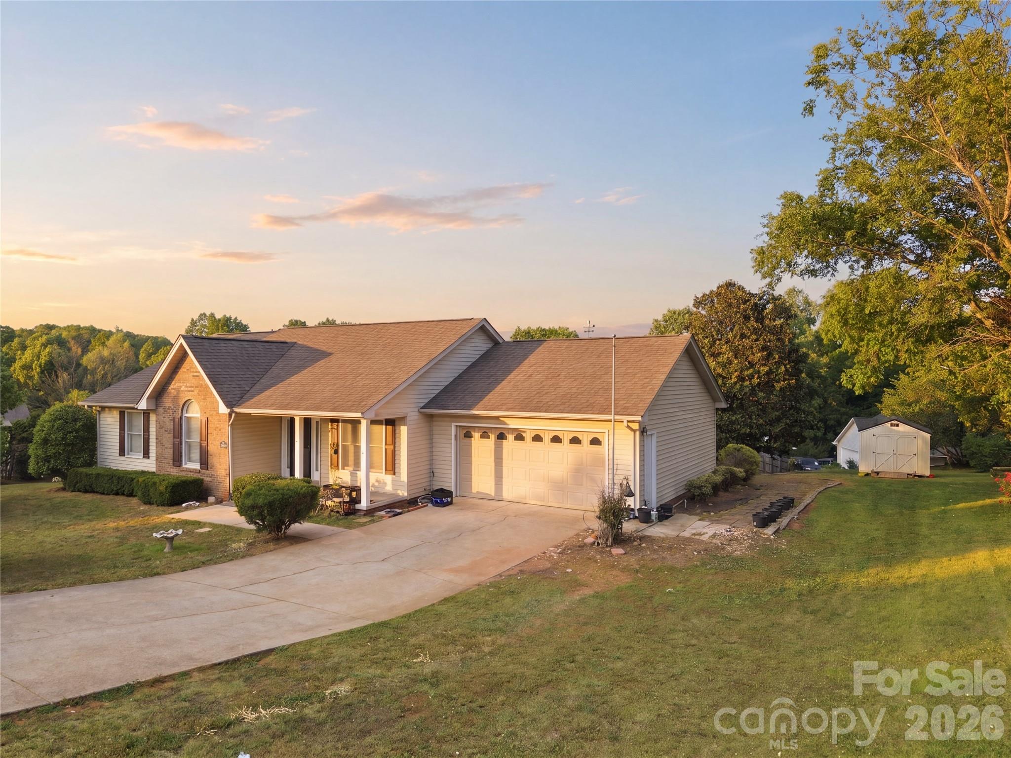 3842 Serenity Drive Hickory NC 28602