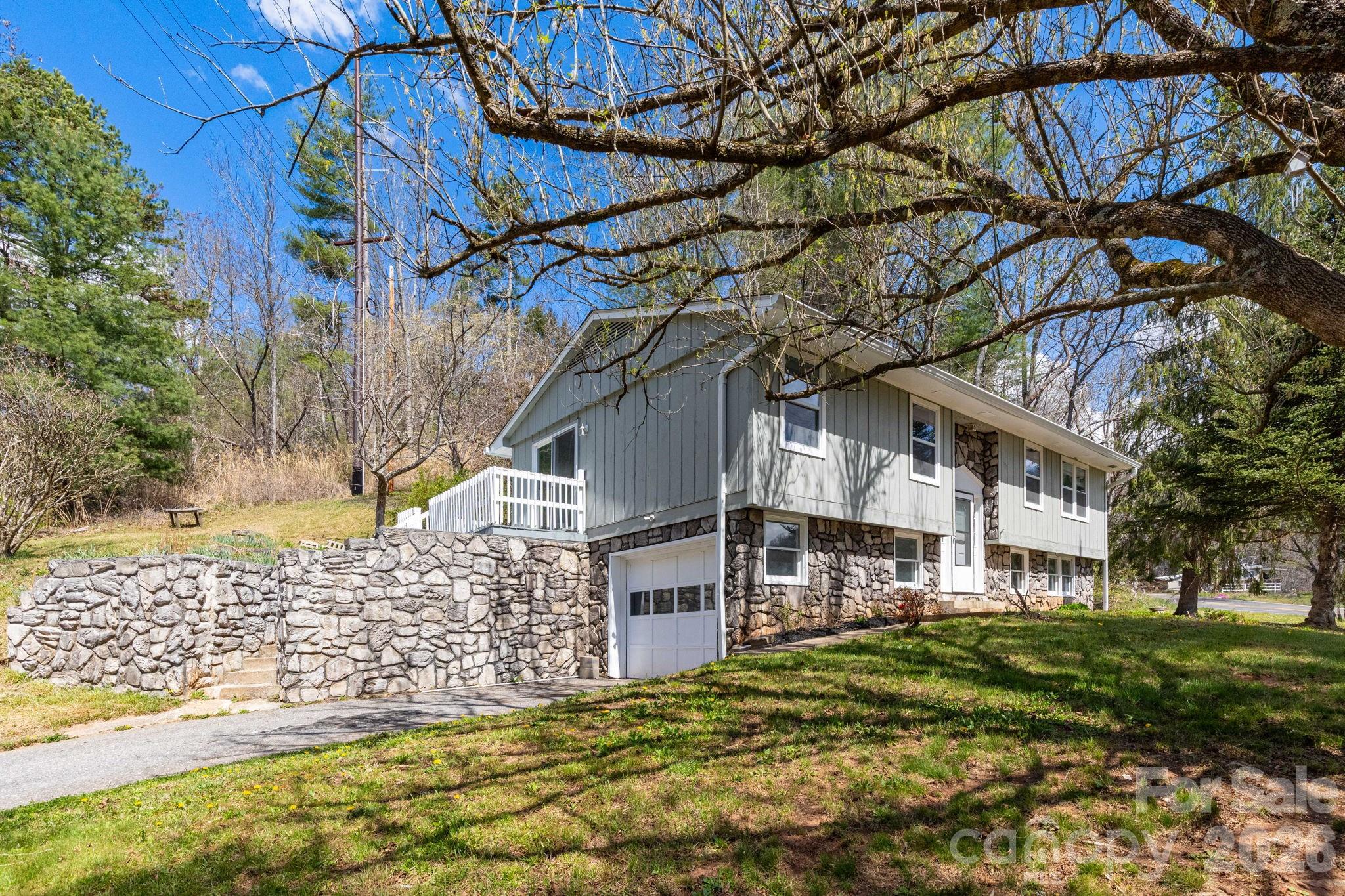 4755 Us 23 Highway Mars Hill NC 28754