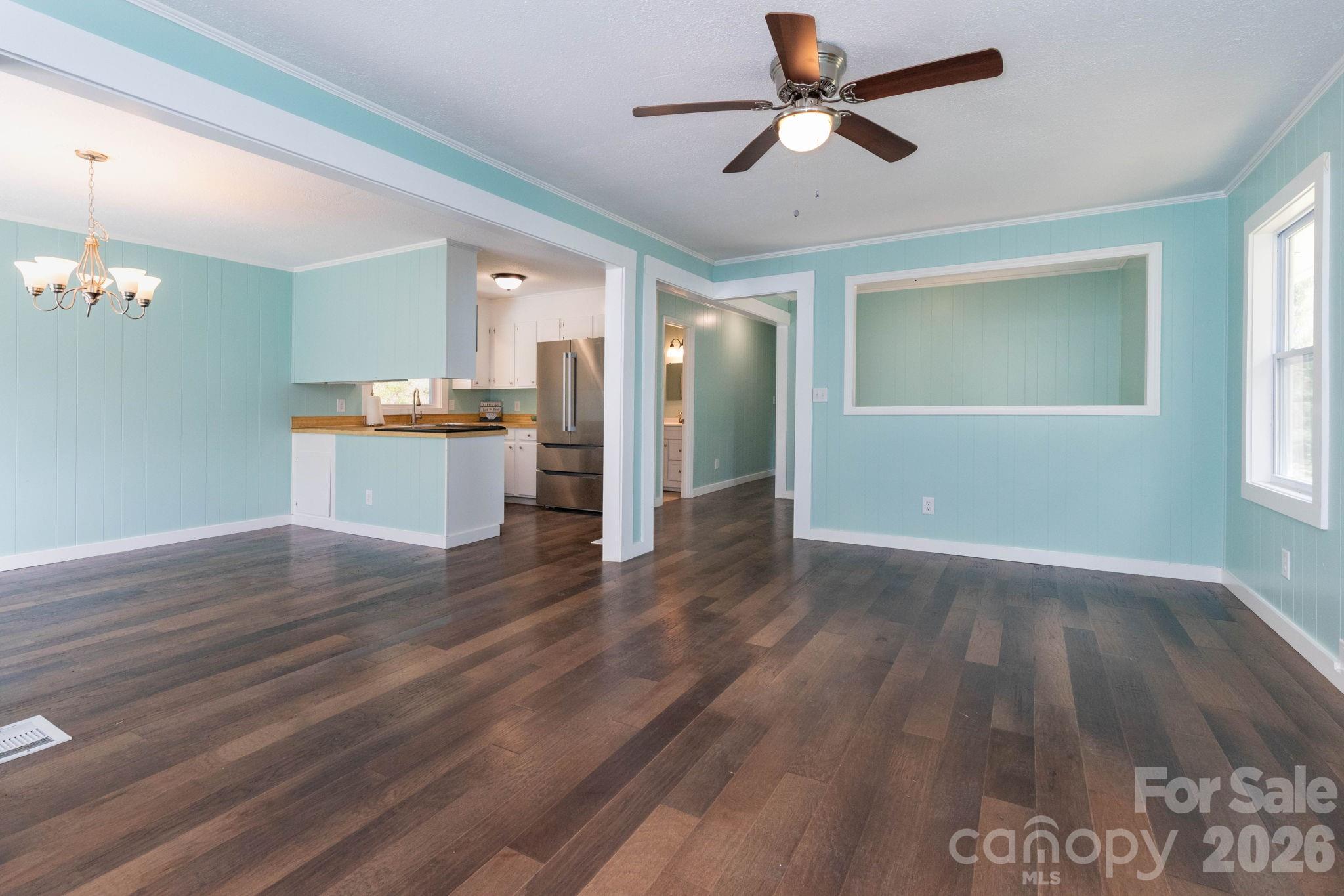 4755 Us 23 Highway Mars Hill NC 28754