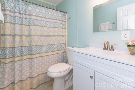 4755 Us 23 Highway Mars Hill NC 28754