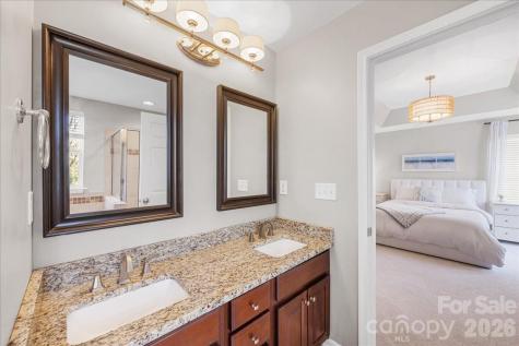 2301 Whitford Lane Charlotte NC 28210
