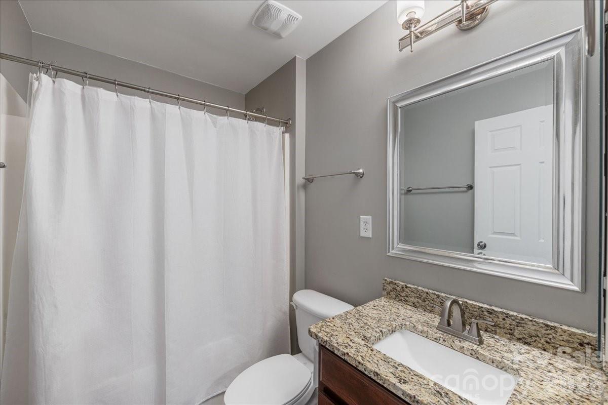 2301 Whitford Lane Charlotte NC 28210