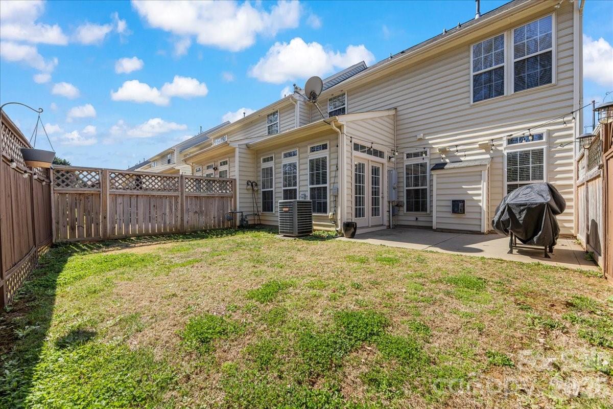 2301 Whitford Lane Charlotte NC 28210