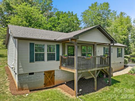 40 New Elijah Way Fletcher NC 28732